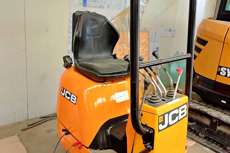 OmecoHub - Immagine JCB 8008CT